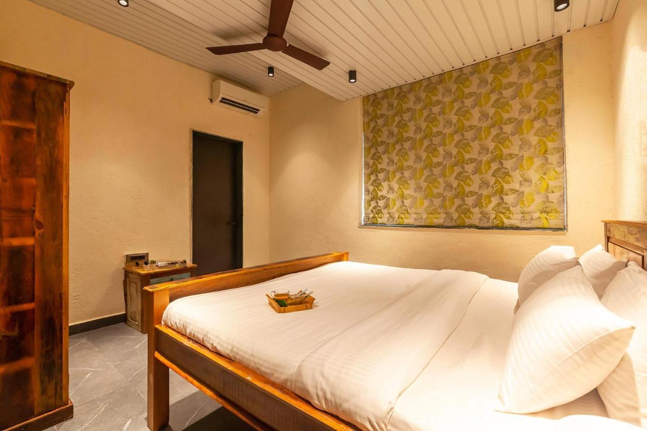 StayVista at Sunset Boulevard Karjat Eksteriør billede