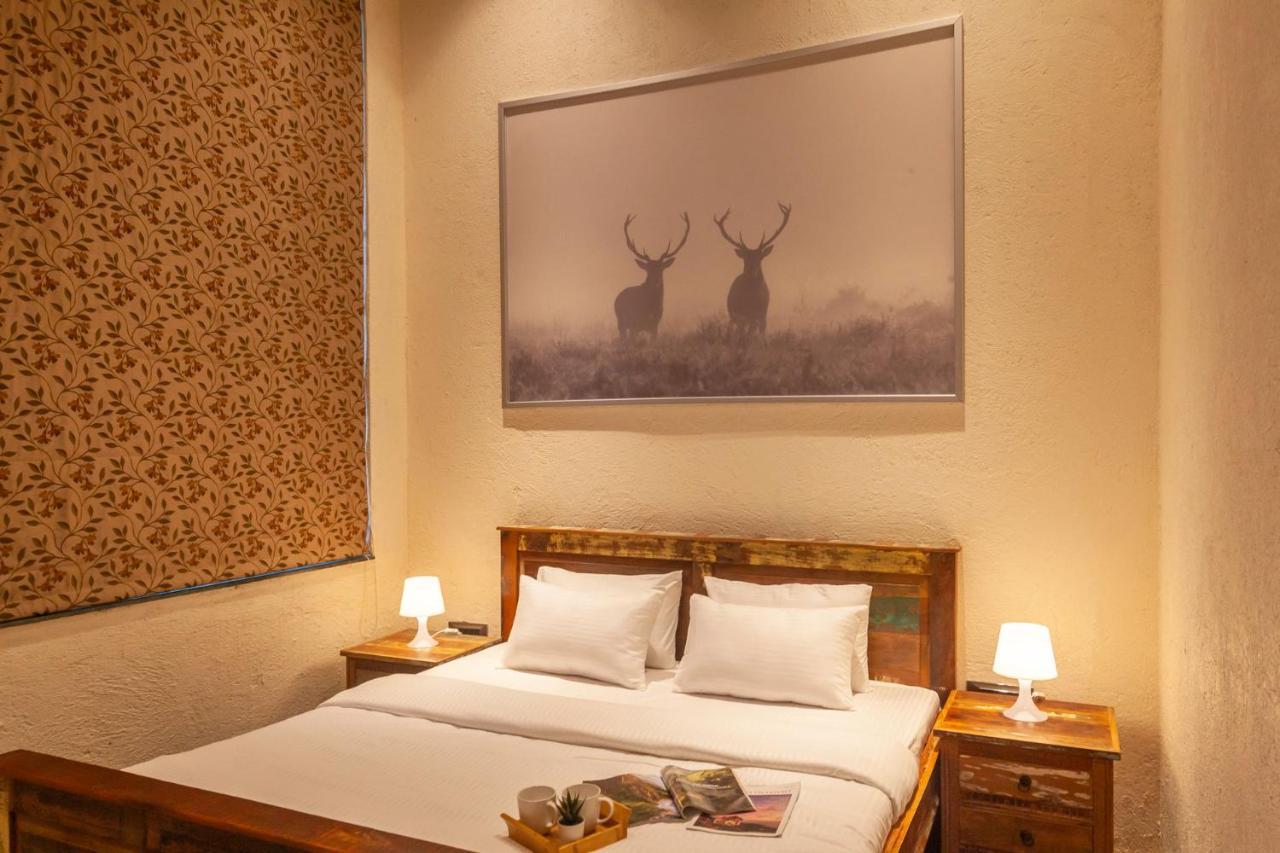 StayVista at Sunset Boulevard Karjat Eksteriør billede
